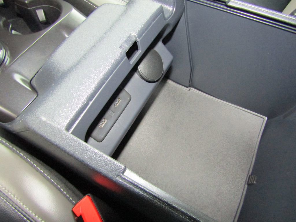 Used 2025 Ford Bronco Outer Banks AWD/4WD image 30