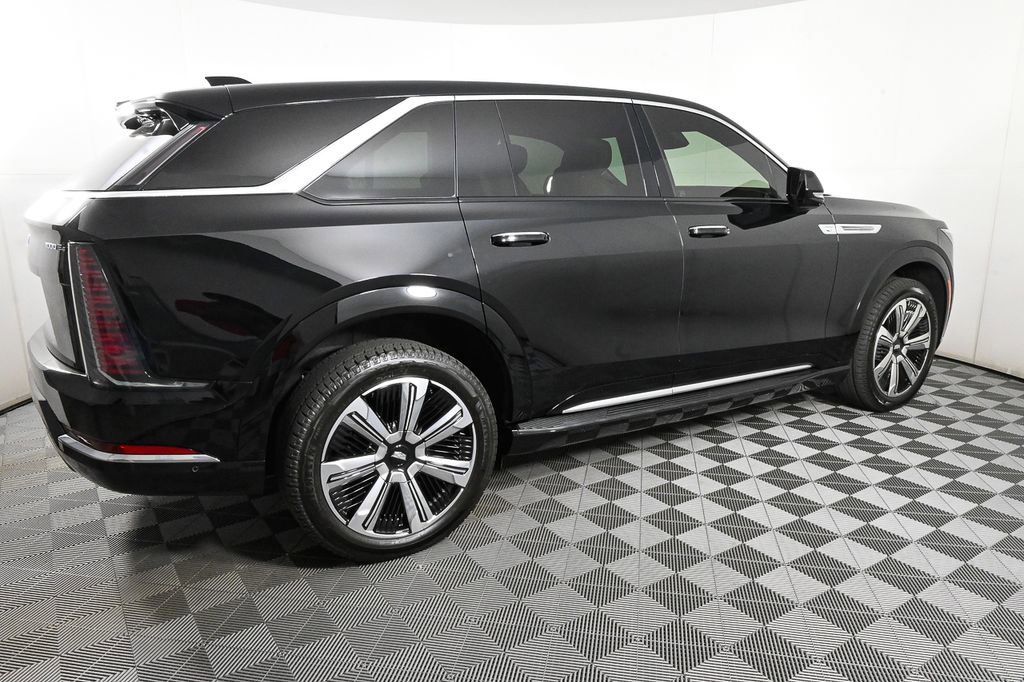New 2025 Cadillac Escalade IQ Luxury 2 image 30