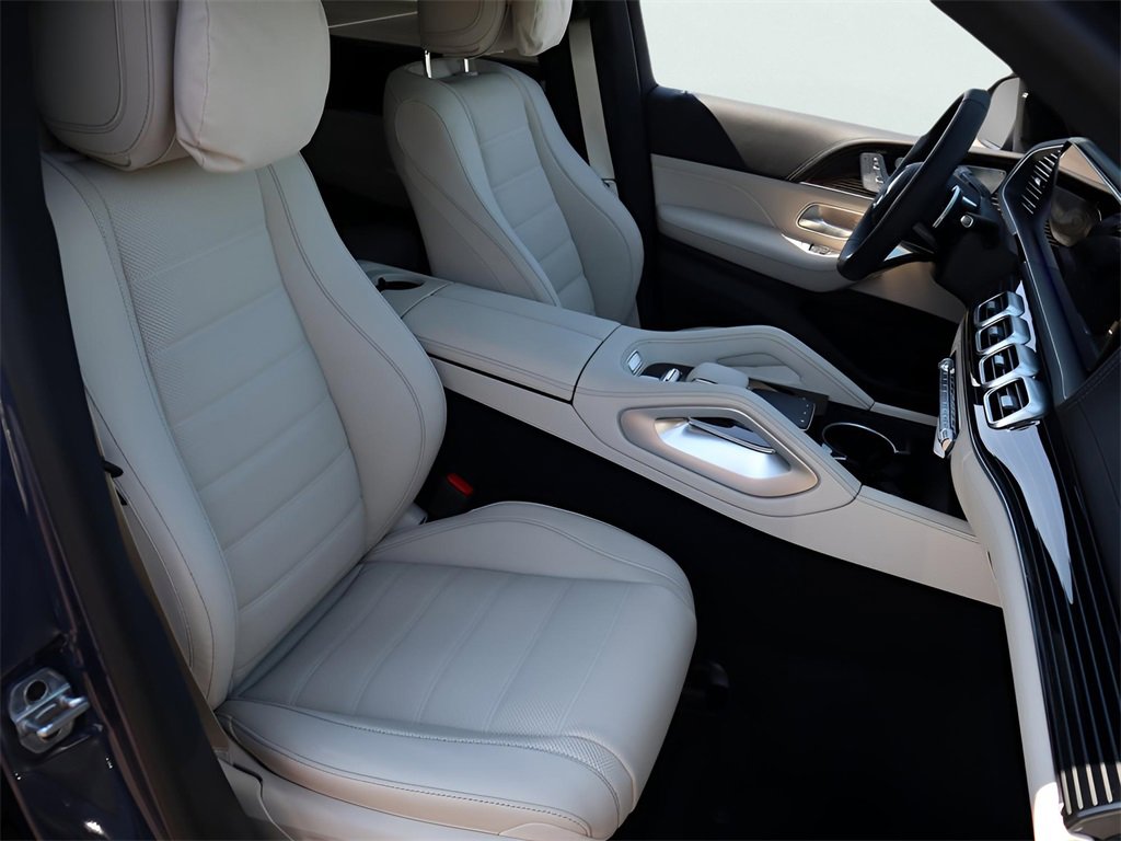 New 2026 Mercedes-Benz GLS 450 4MATIC image 13