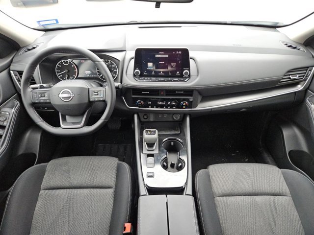 Certified 2026 Nissan Rogue SV image 21