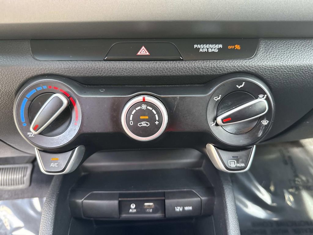 Used 2020 Kia Rio LX image 30