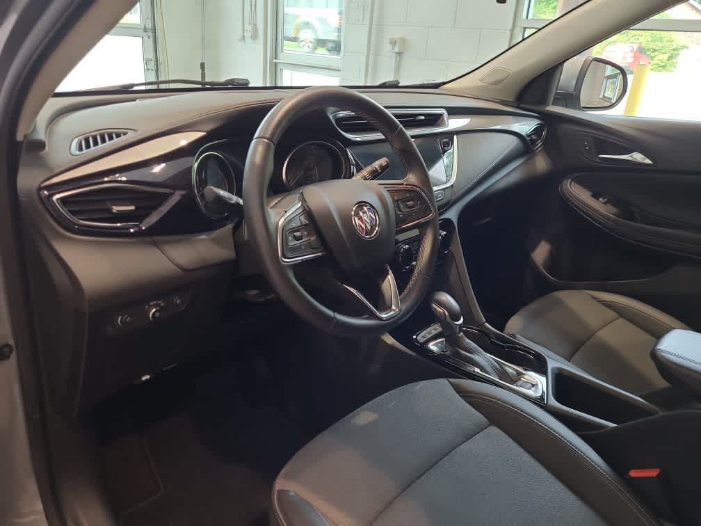 Used 2023 Buick Encore GX Preferred w/ Cold Weather Comfort Package AWD/4WD image 10