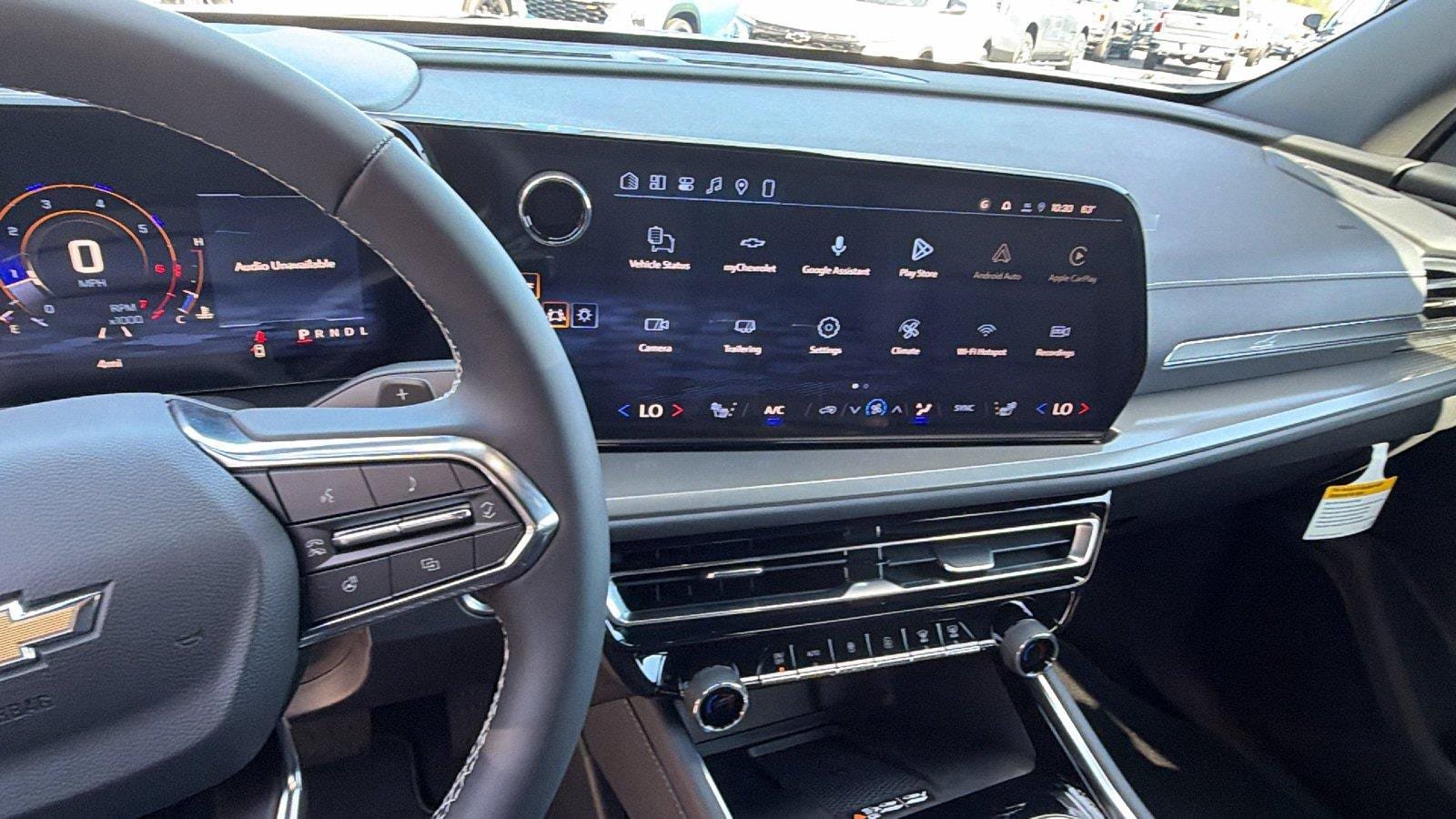 New 2027 Chevrolet Traverse LT w/ Sun and Wheel Package FWD image 6