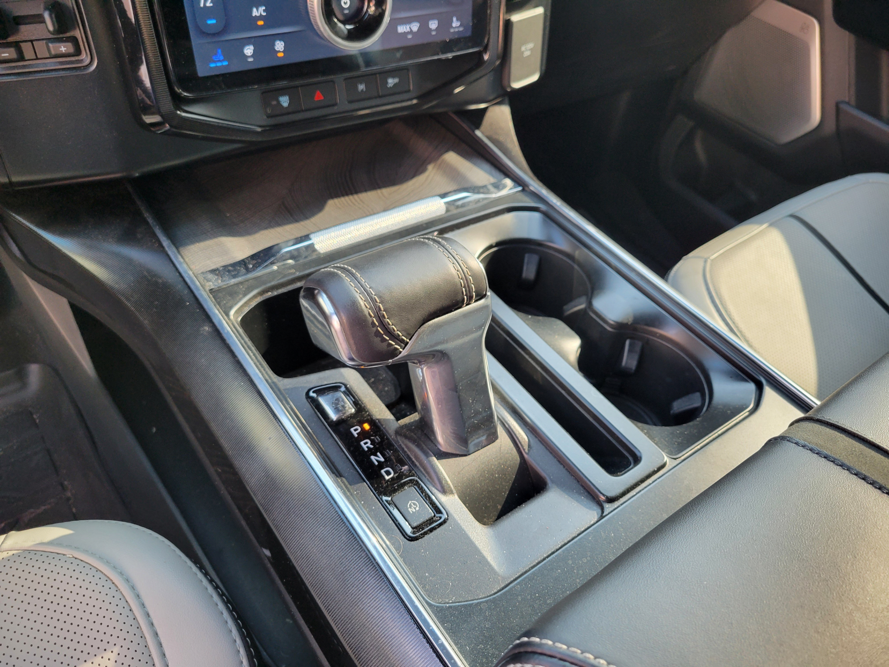 Used 2023 Ford F150 Lightning Platinum AWD/4WD image 21