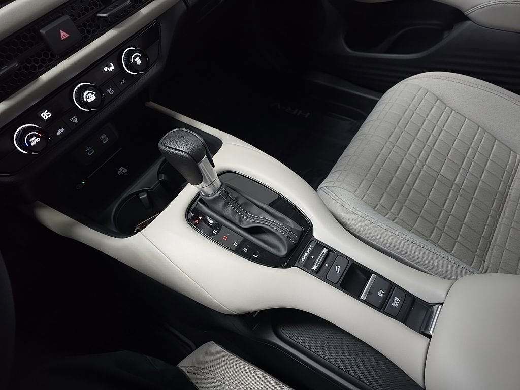 Certified 2026 Honda HR-V LX image 26