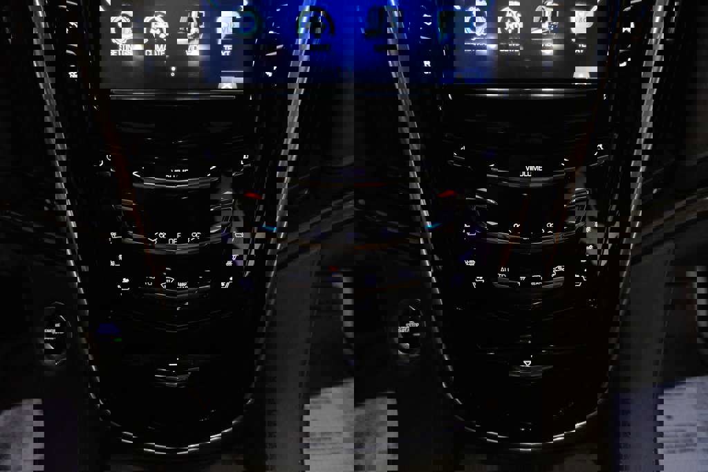 Used 2020 Cadillac Escalade ESV Platinum AWD/4WD image 32