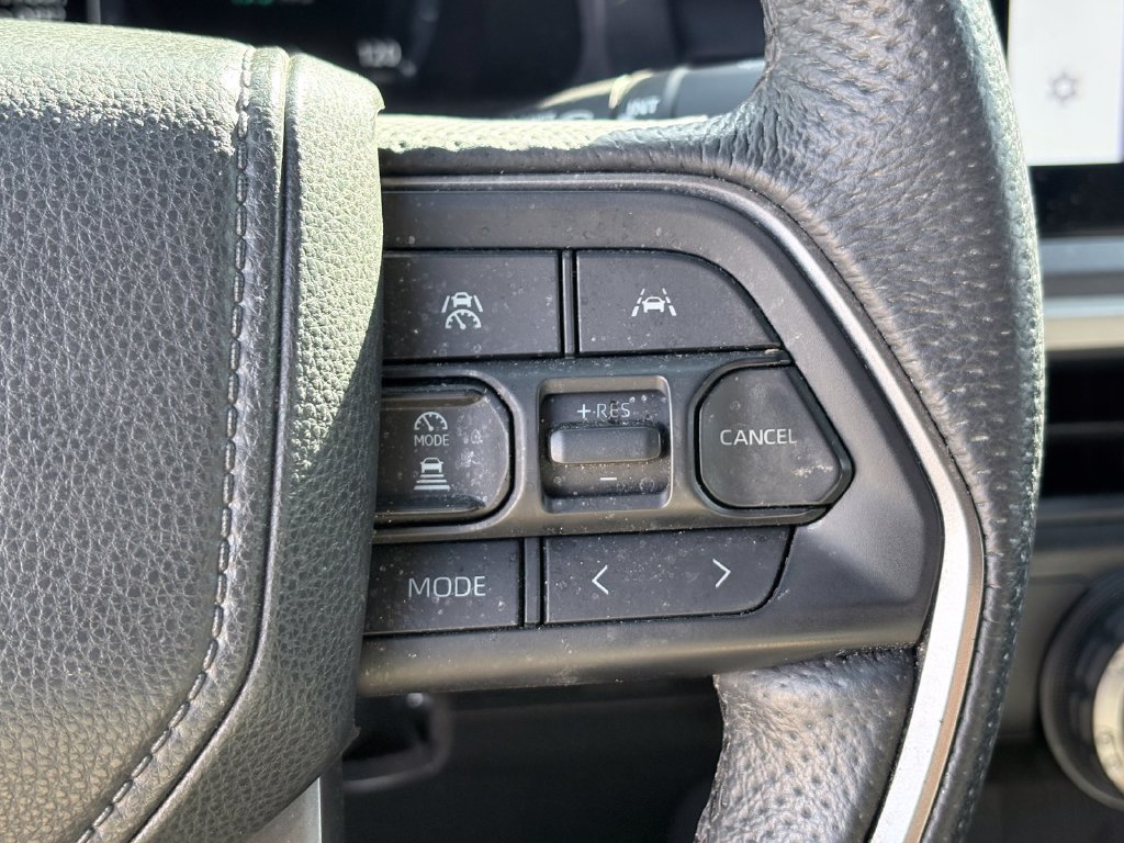 Used 2024 Toyota Tacoma TRD Sport AWD/4WD image 14