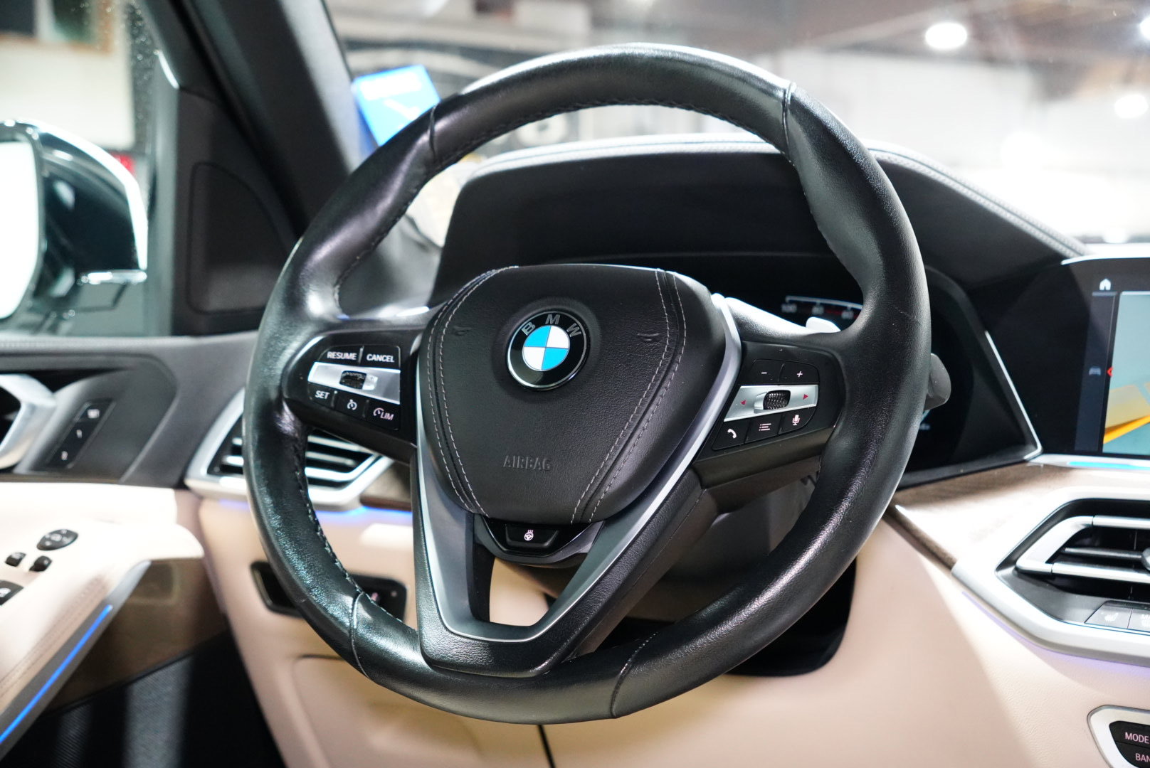 Used 2022 BMW X5 xDrive40i w/ Parking Assistance Package image 13