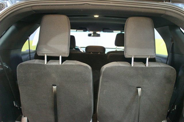 Used 2019 Ford Explorer XLT w/ Safe & Smart Package image 17