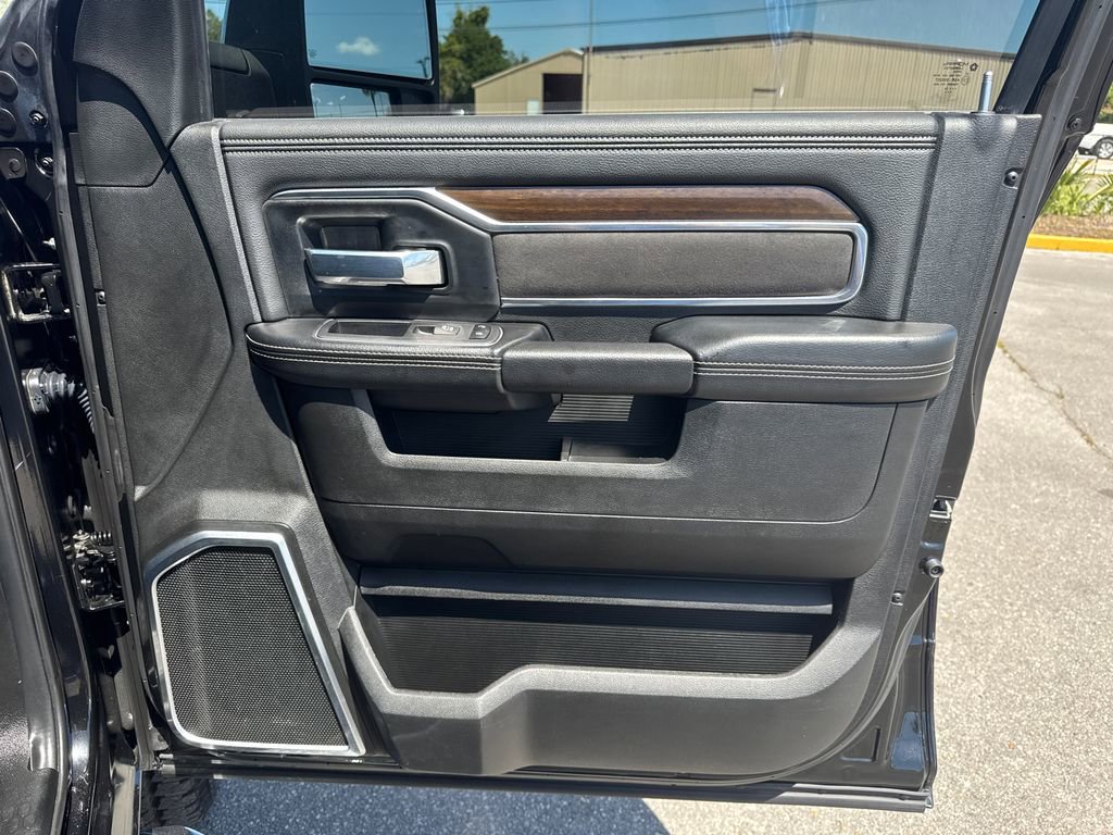 Used 2023 RAM 2500 Laramie AWD/4WD image 19