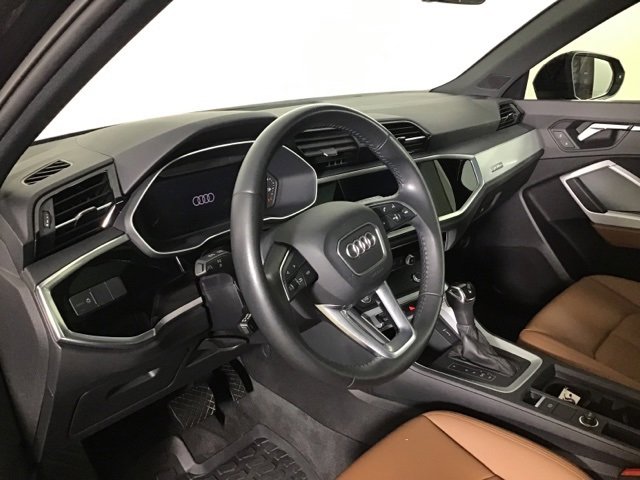 Used 2020 Audi Q3 2.0T Premium w/ Convenience Package image 8
