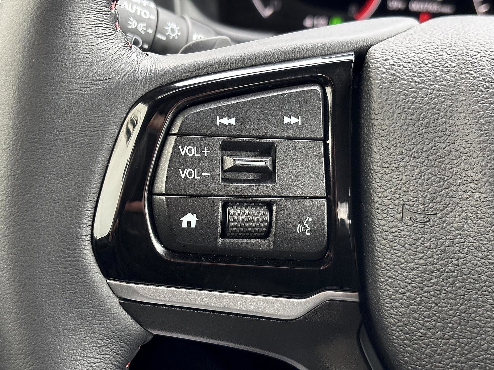 Certified 2025 Honda Odyssey Sport-L image 33