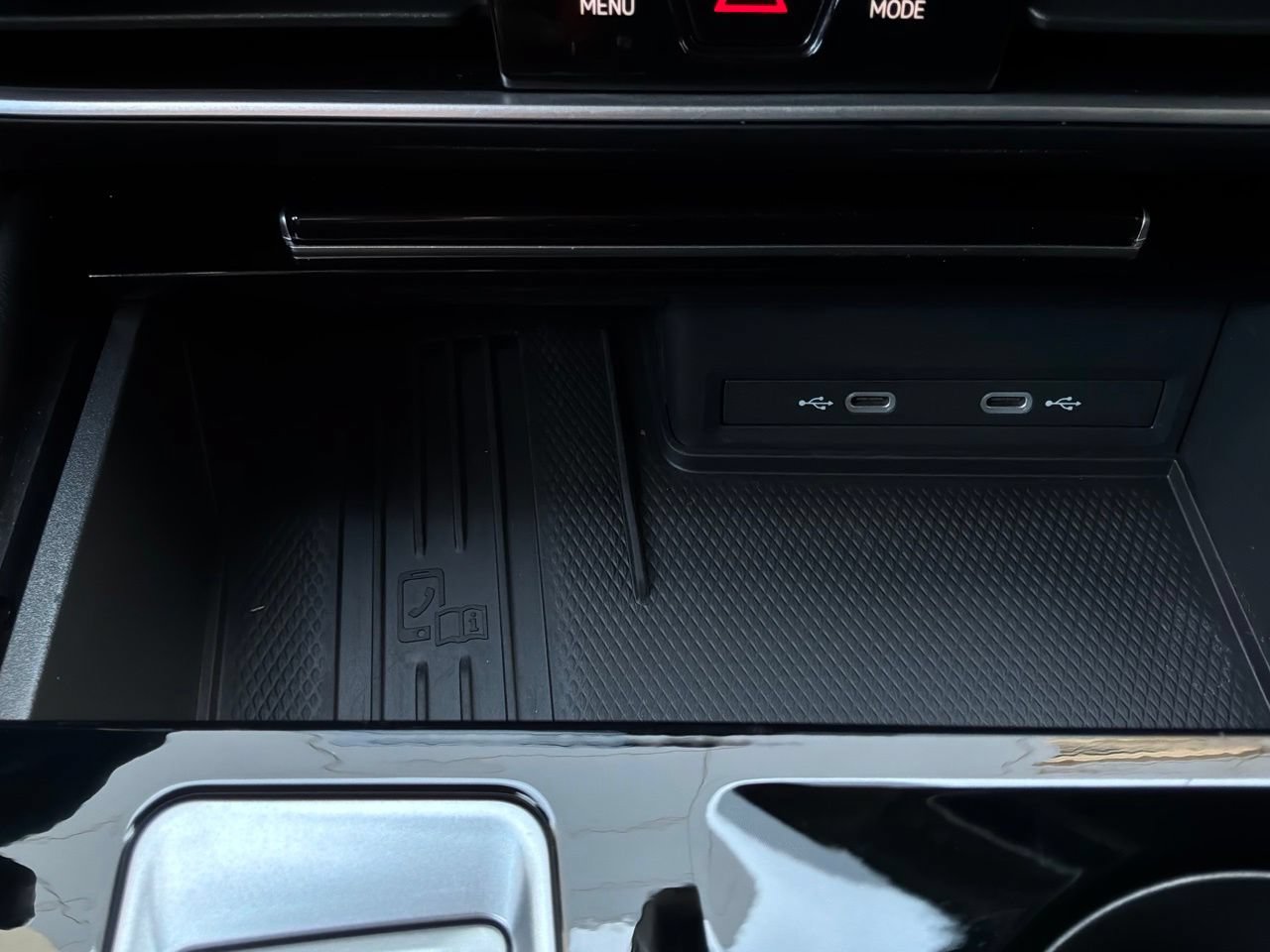 Used 2026 Volkswagen Atlas SE AWD/4WD image 32