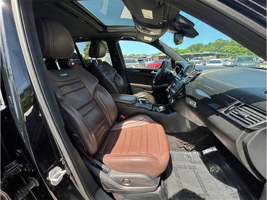 Used 2016 Mercedes-Benz GLE 63 AMG 4MATIC image 45