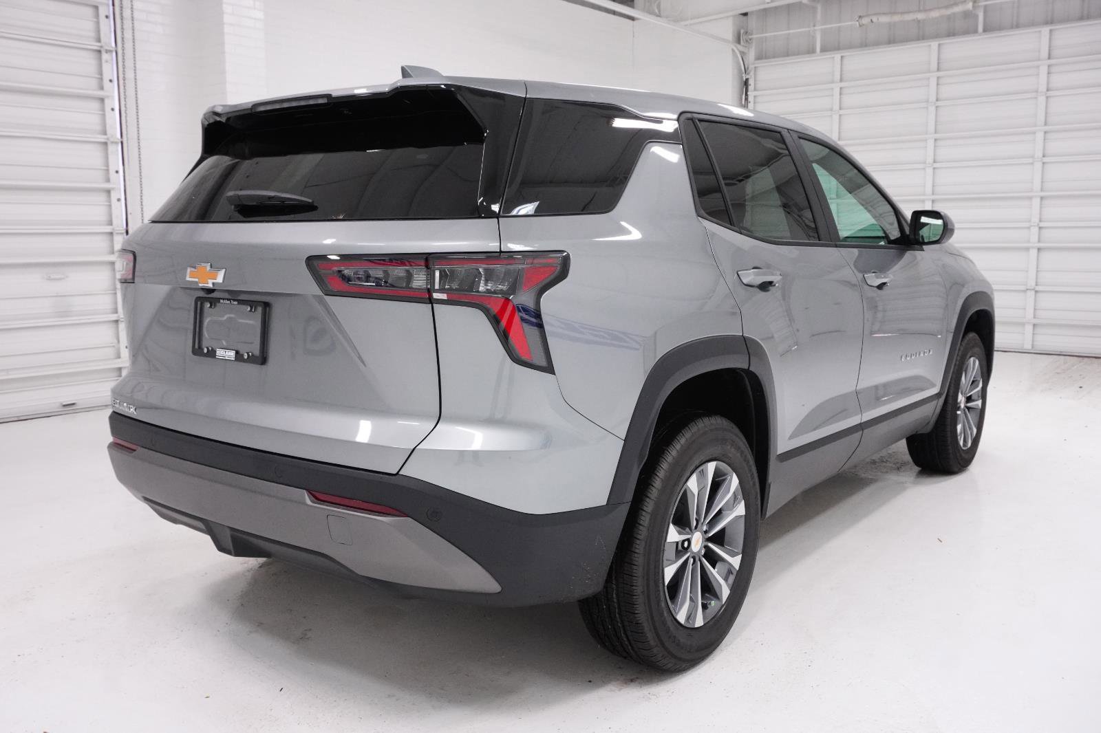 New 2026 Chevrolet Equinox LT image 5