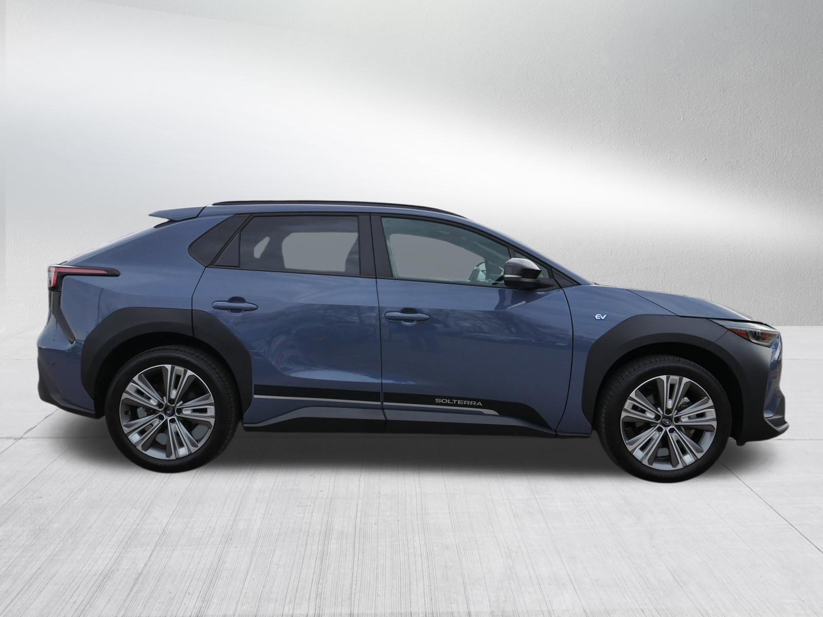 Used 2024 Subaru Solterra Limited image 8