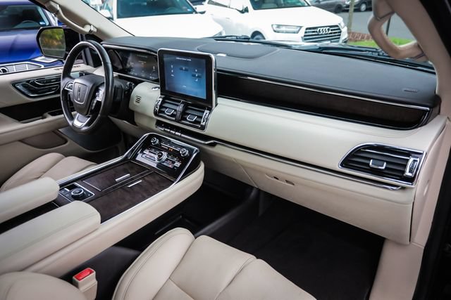 Used 2018 Lincoln Navigator L Reserve w/ Technology Package AWD/4WD image 55