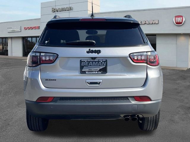Used 2022 Jeep Compass Latitude image 6