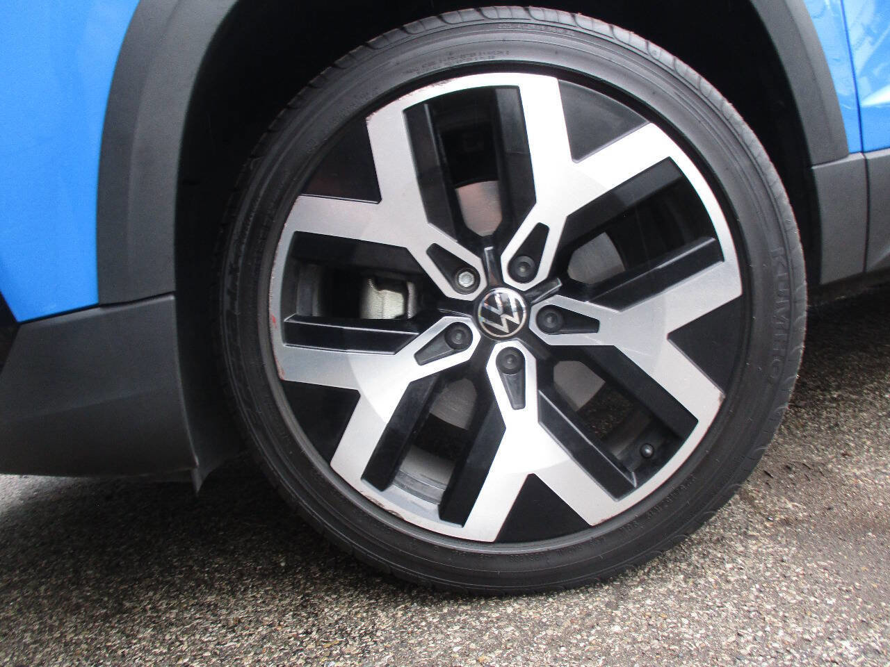 Used 2022 Volkswagen Taos SEL image 39