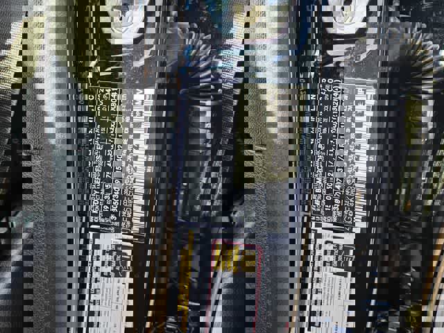 Certified 2025 Mercedes-Benz GLS 450 4MATIC image 34