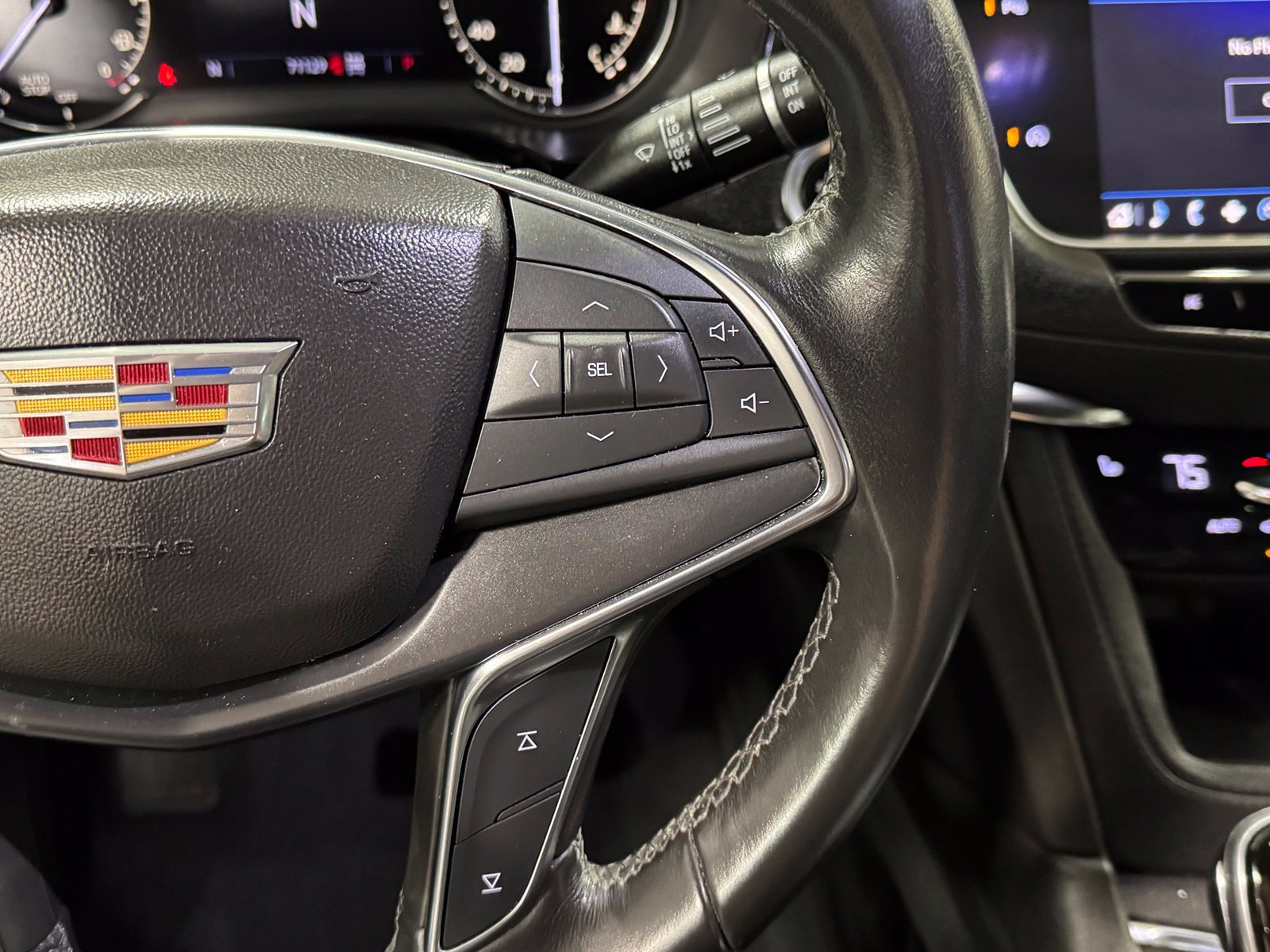 Used 2020 Cadillac XT5 Luxury AWD/4WD image 21