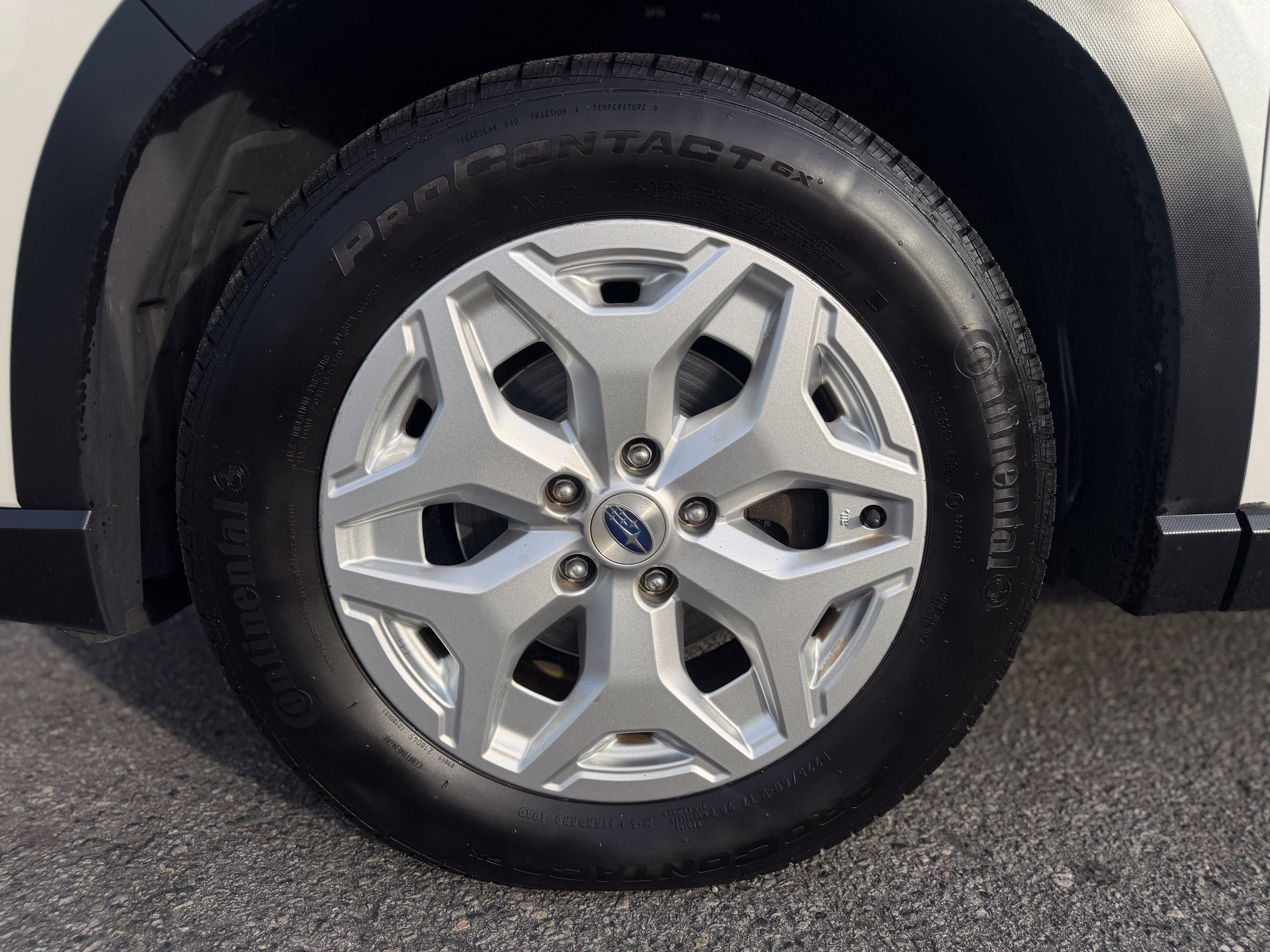 Used 2021 Subaru Forester AWD/4WD image 39