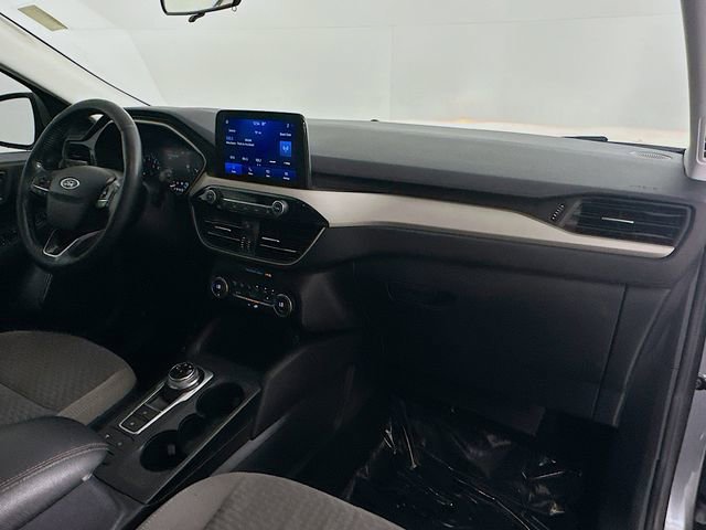 Used 2021 Ford Escape SE w/ SE Sport Appearance Package FWD image 27