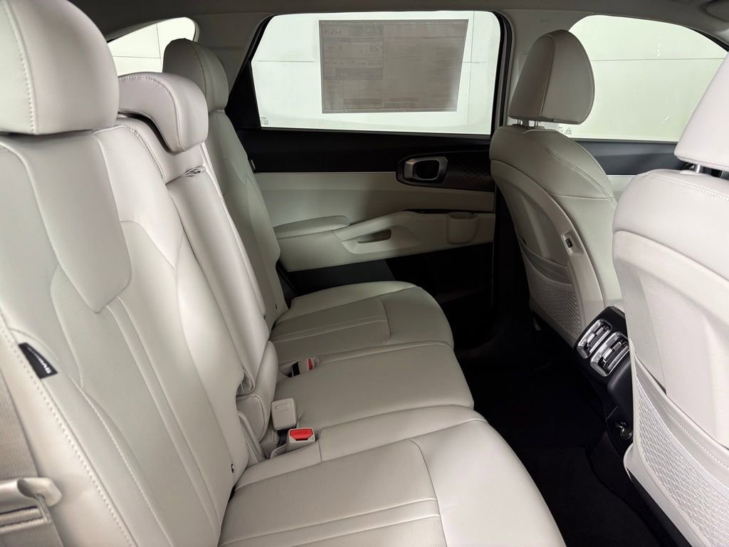 New 2026 Kia Sorento S image 16