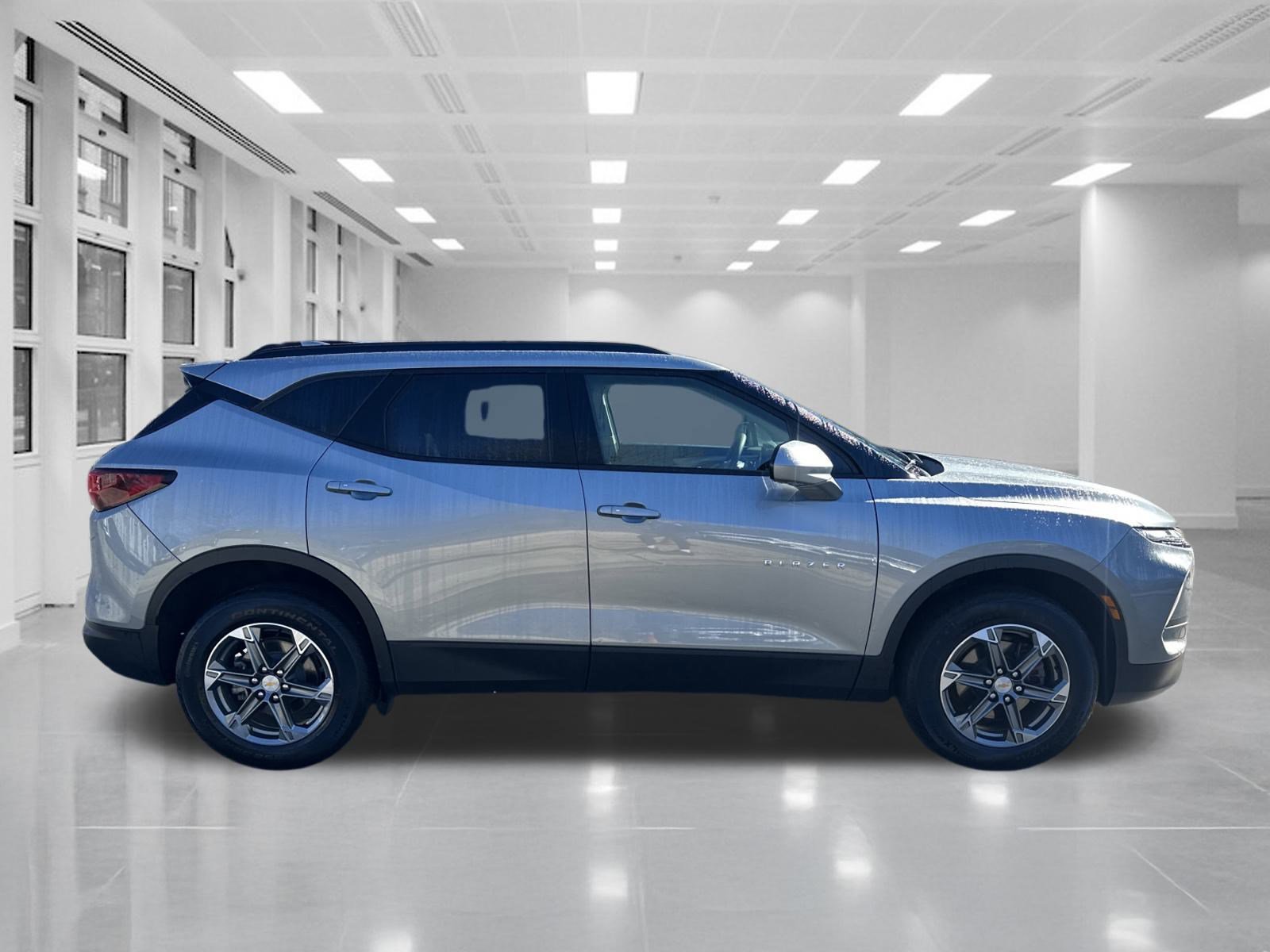 Certified 2024 Chevrolet Blazer LT w/ Convenience Package image 4