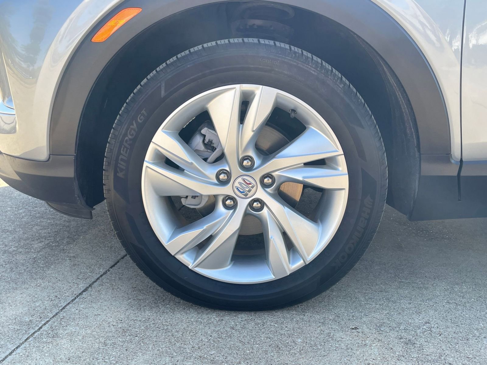 Used 2025 Buick Encore GX Preferred image 33