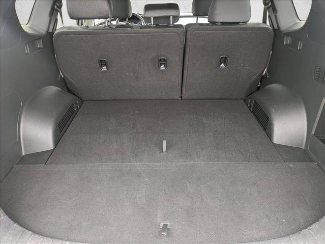 Used 2023 Hyundai Santa Fe SEL image 6