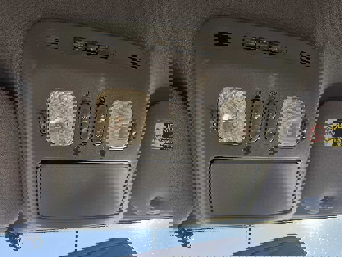 Used 2003 Toyota Land Cruiser image 22