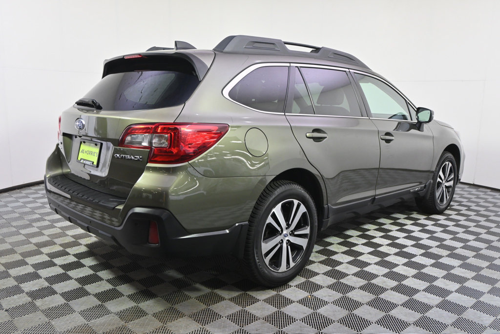 Used 2018 Subaru Outback 2.5i Limited AWD/4WD image 7