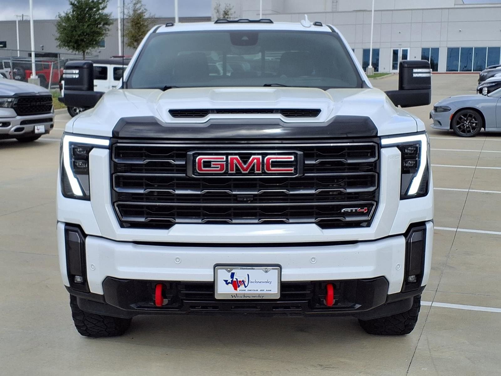 Used 2024 GMC Sierra 2500 AT4 w/ AT4 Premium Plus Package image 4