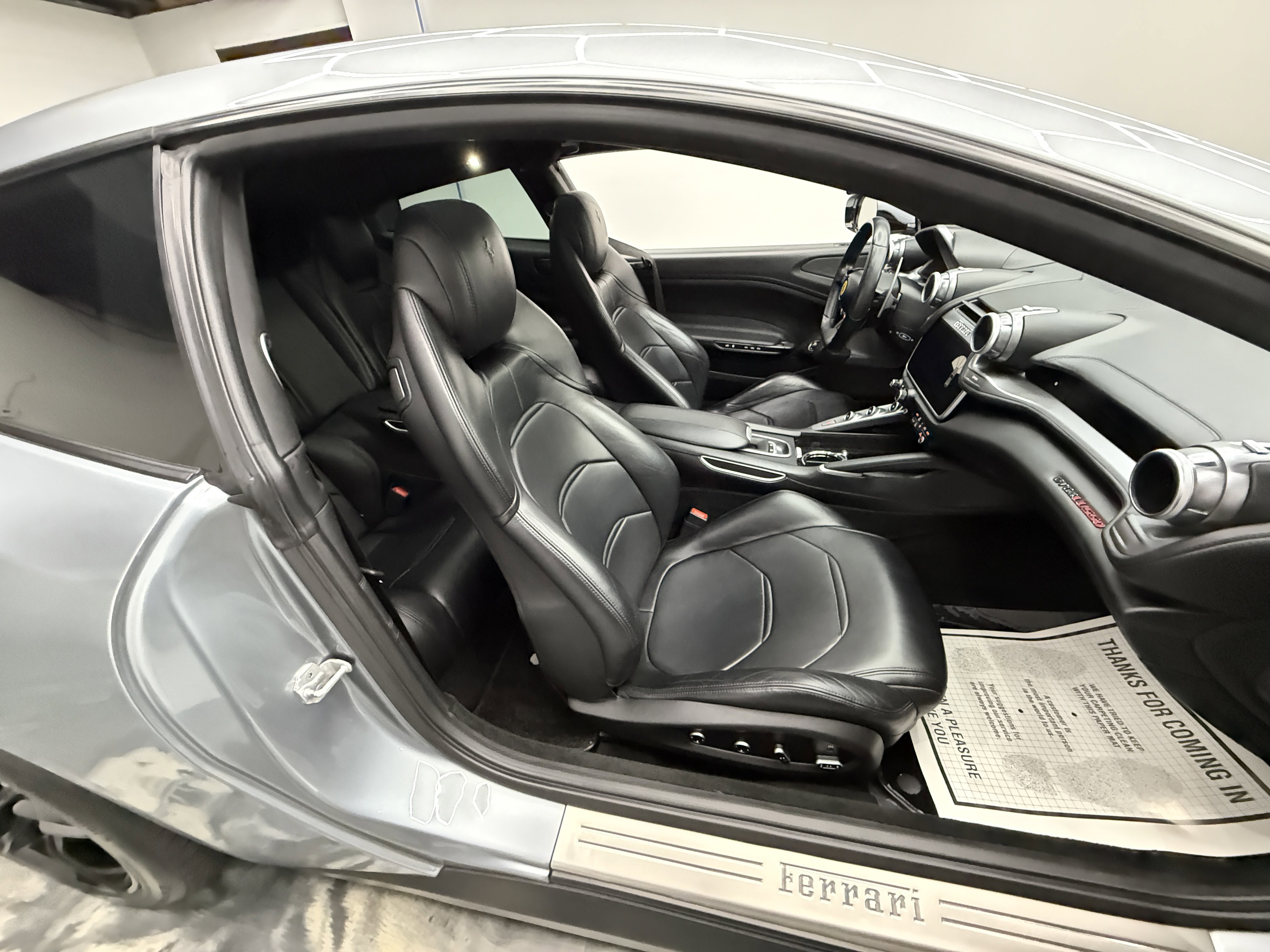 Used 2017 Ferrari GTC4Lusso image 23