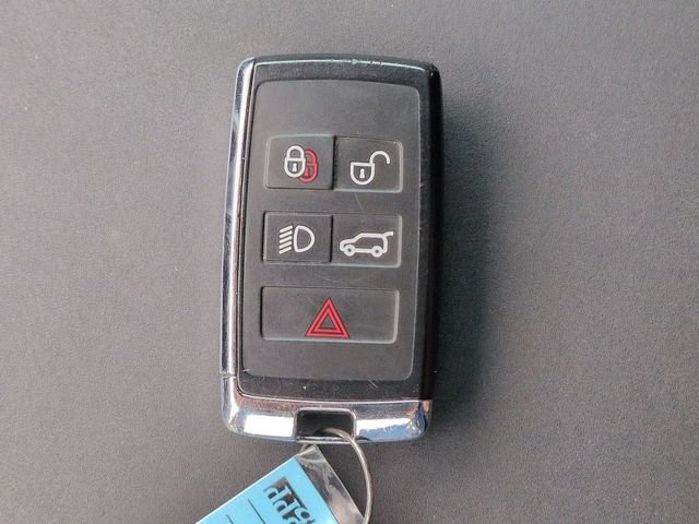 Used 2020 Land Rover Discovery Landmark AWD/4WD image 32