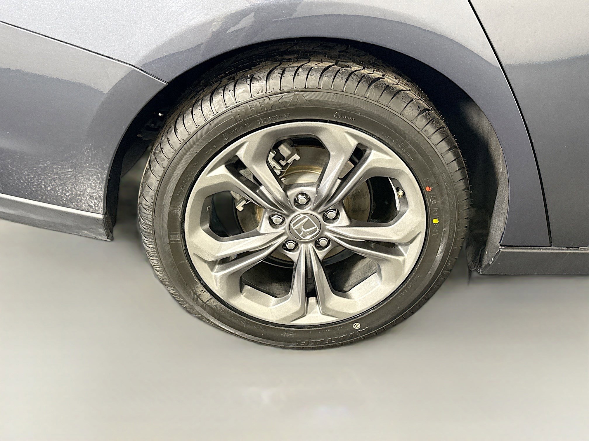 Used 2023 Honda Accord EX image 33