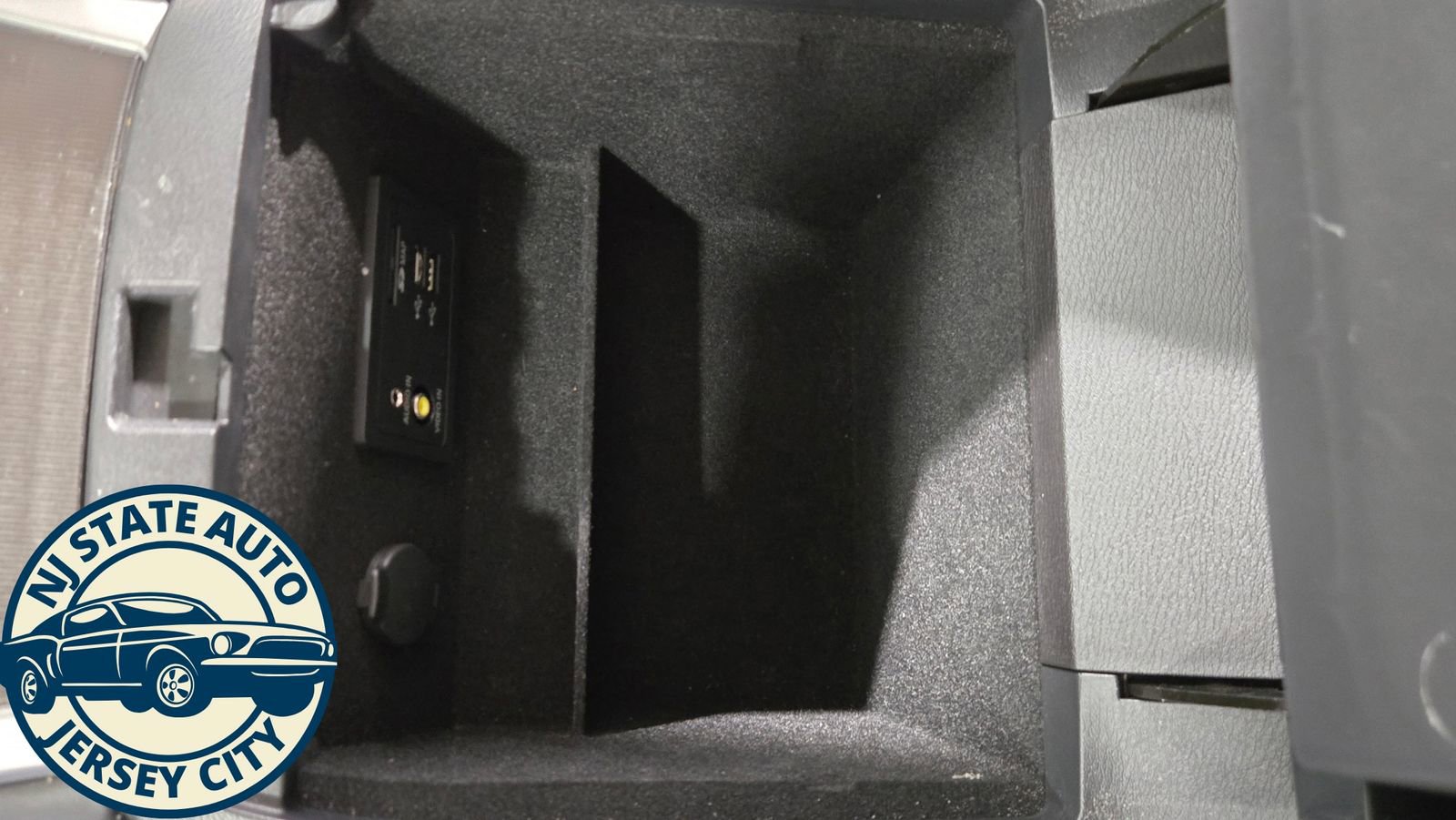 Used 2017 INFINITI QX60 FWD w/ Premium Plus Package image 21