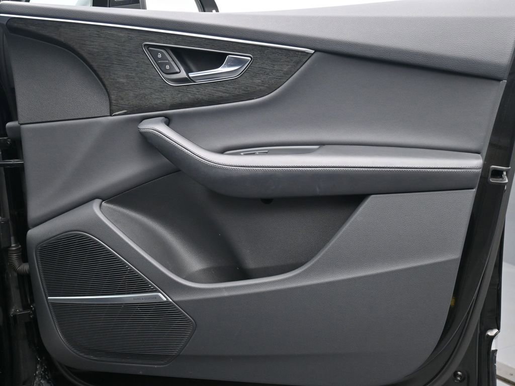 Used 2023 Audi Q7 3.0T Premium Plus w/ Premium Plus Package image 25