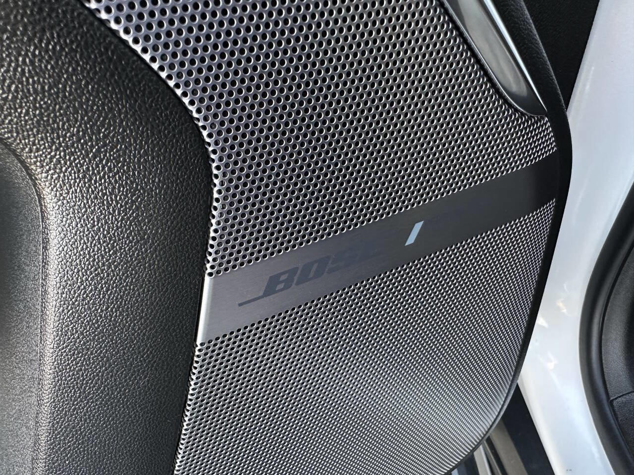 Used 2023 GMC Yukon XL Denali Ultimate image 17