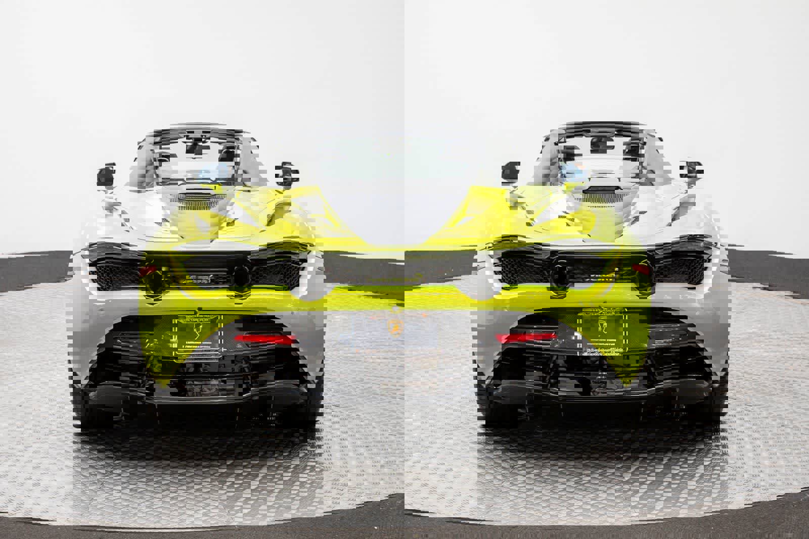 Used 2023 McLaren 720S Performance image 5