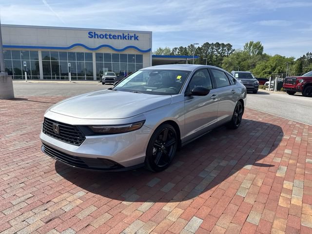 Used 2024 Honda Accord Sport image 1