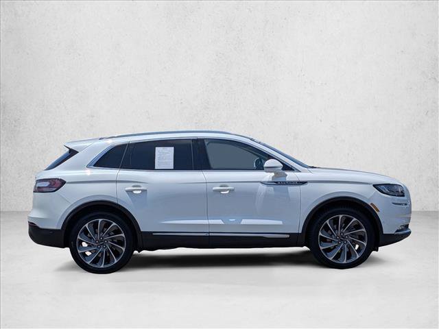Used 2022 Lincoln Nautilus Reserve AWD/4WD image 4