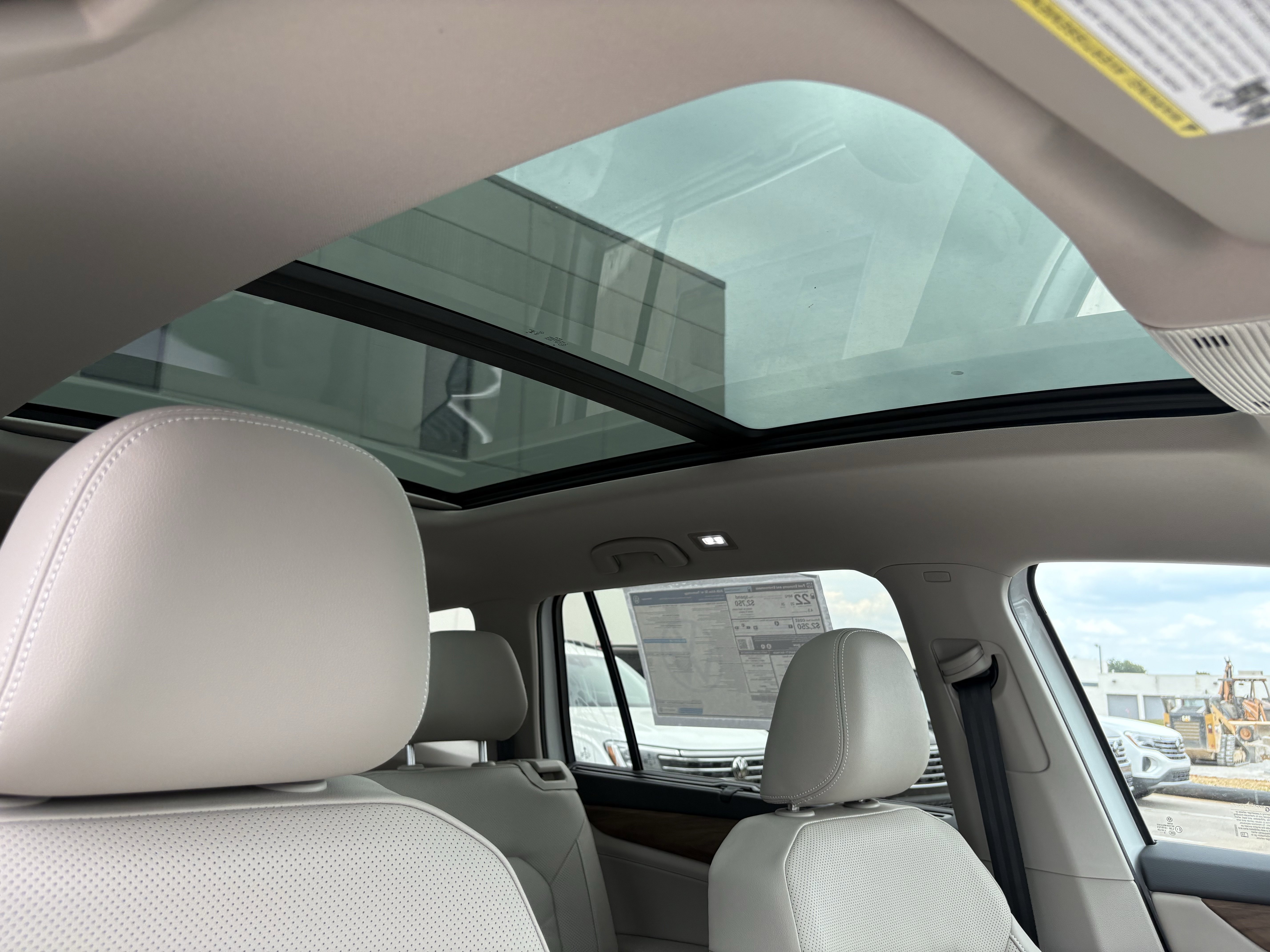 New 2026 Volkswagen Atlas SE image 24