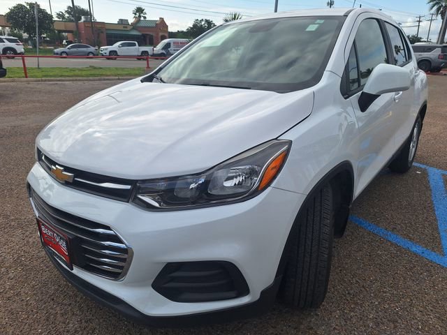 Used 2019 Chevrolet Trax LS w/ LPO, Protection Package FWD image 2