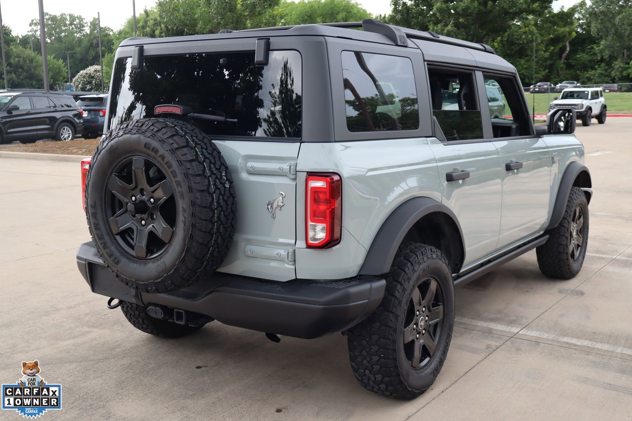 Used 2022 Ford Bronco Black Diamond AWD/4WD image 3