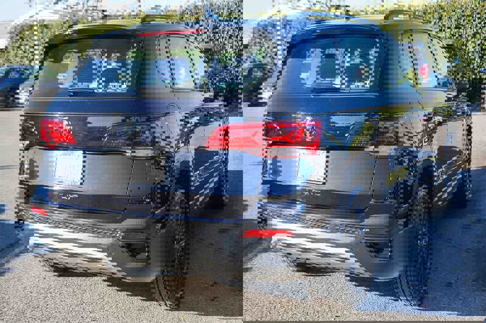 Used 2024 Volkswagen Taos S image 8