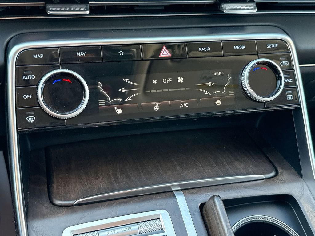 Used 2023 Genesis GV80 2.5T image 16