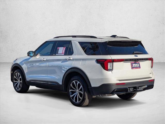 Used 2025 Ford Explorer ST-Line image 8