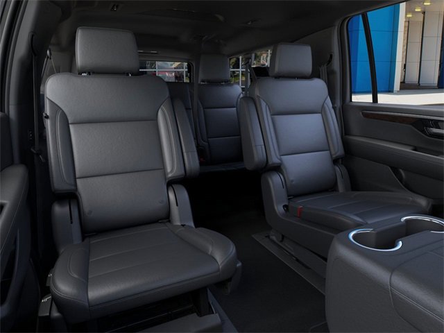 New 2026 Chevrolet Suburban Z71 w/ Comfort Package image 17